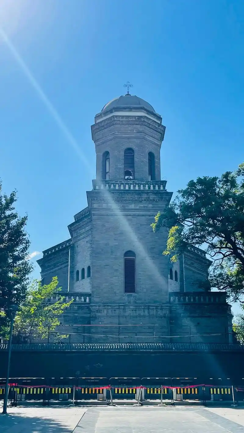 中国百年老教堂北京宣武门教堂