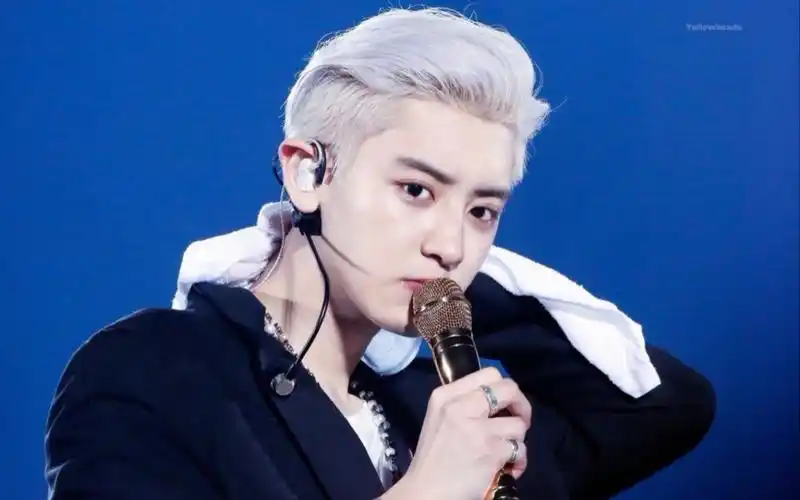 【朴灿烈】银发侧剃 懂?