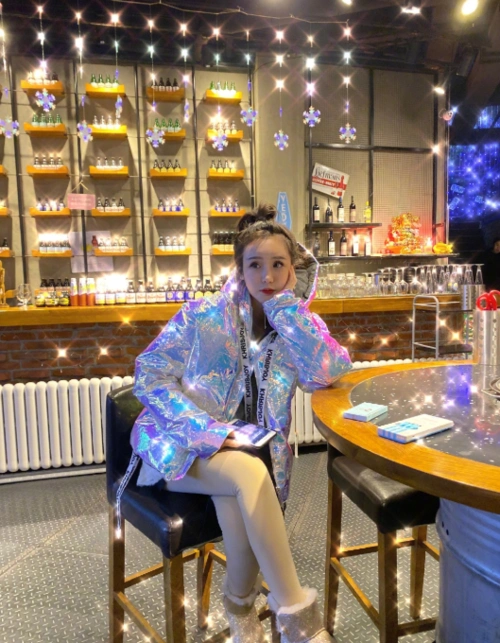 网红大美宣布怀了双胞胎,看到她的近照后,网友:哪像当妈的样子