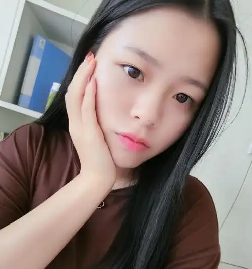 28岁女人该是什么样子崔梨苹老师努力活出精彩