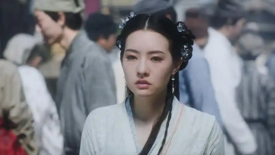 指引石碎了得知银霄辛云来出事的篱砂陈语安跑到城门口