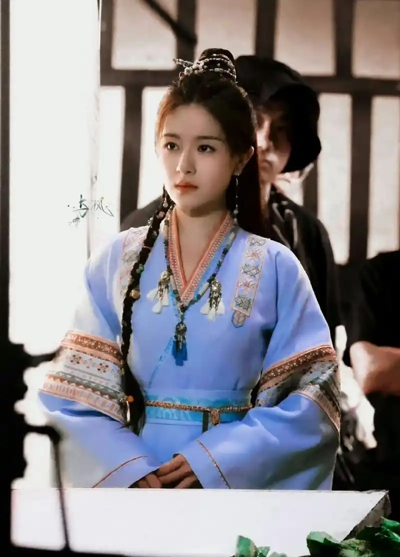 李兰迪新剧的路透真的有拓跋玉儿异域风情那感觉了.