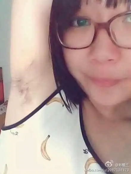 女生腋毛不拔成潮流,你受得了吗?