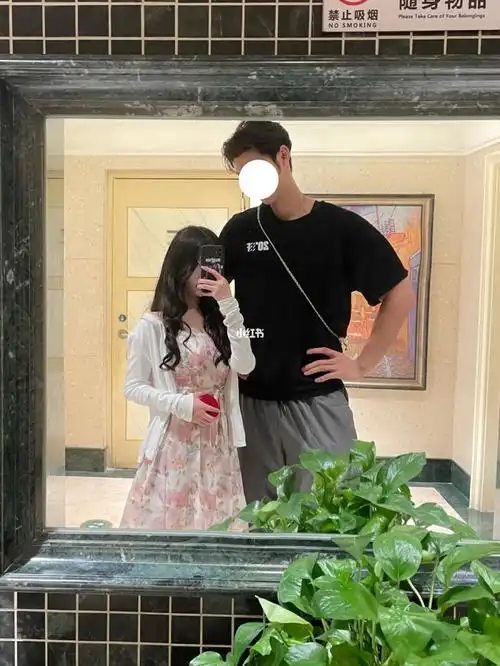 我净身高163,穿普通的鞋应该就165了吧再穿个5c62m增高的厚底老爹鞋