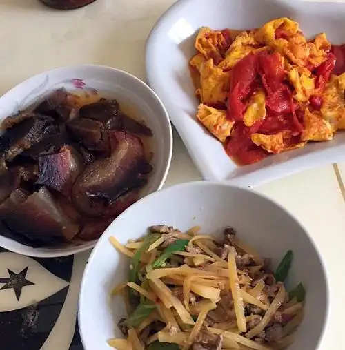 直击普通家庭的日常饭菜