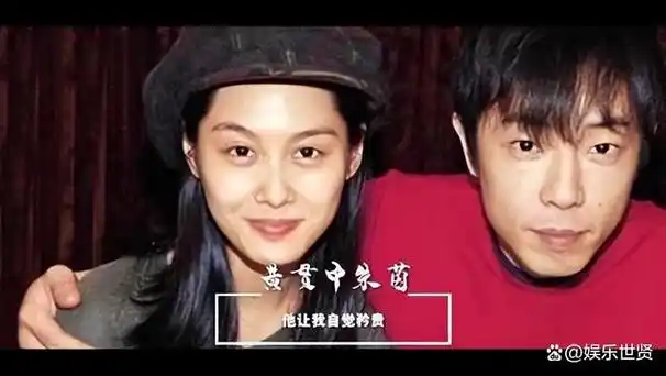 朱茵母女现身黄贯中画展52岁朱茵打扮时尚12岁女儿越来越漂亮