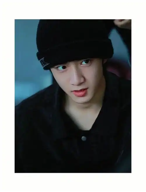 时代少年团刘耀文 分享一些照片