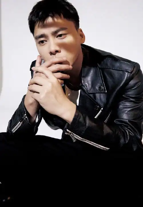 李易峰酷帅不羁时尚写真大片