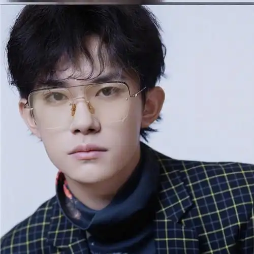 墨镜正方行_易烊千玺眼镜同款墨镜男眼镜框正方形近视复古明星同款潮