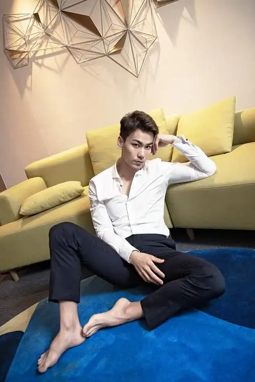 67戴向宇乐活写真绅士骨子里的大男孩