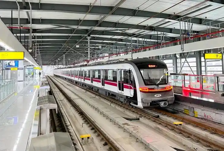 9号线通车了年内还将开通5条轨道线路