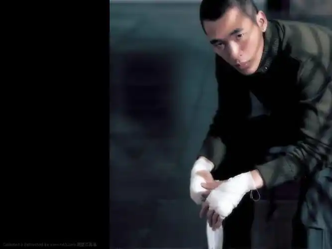 黄立行写真图片-自制900x1440壁纸.高清大图-明星写真馆n63.com