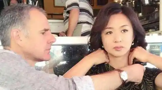 金星第一任妻子:结婚十年,非常支持他去变性,她现状如何了?