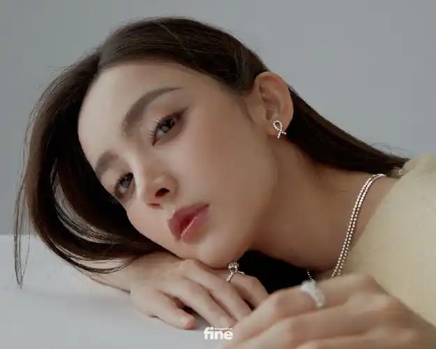 娜扎时尚先生fine十一月刊封面##娜扎闺蜜合体大片