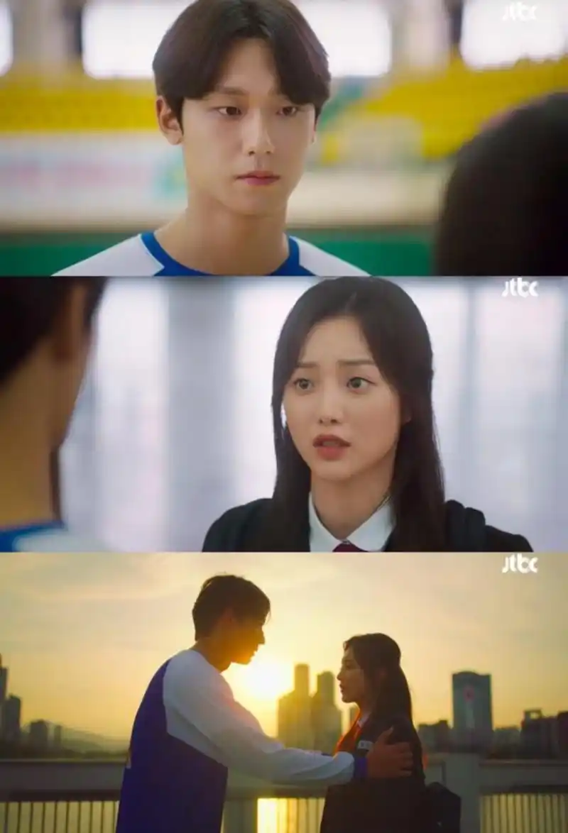 《再次十八岁》首播好评!大叔魂重返校园!