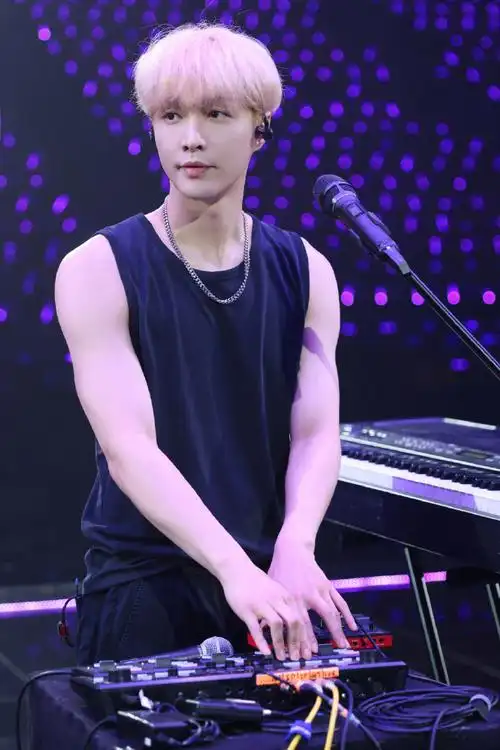 张艺兴2023大航海巡演##张艺兴广州演唱会