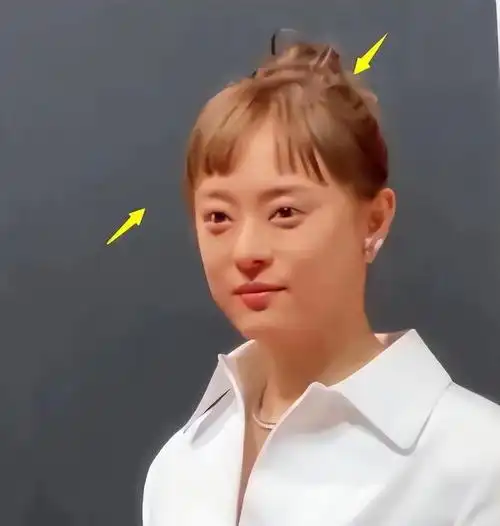 41岁孙俪长发披肩出席活动脸蛋圆润胖了很多穿白裙温柔又优雅