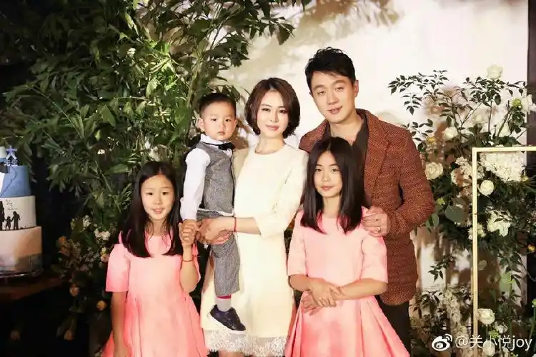 时尚星二代多多李嫣佟知霏