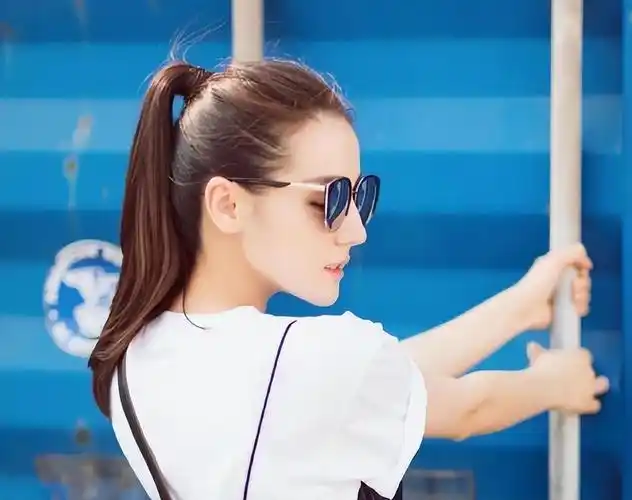 扎一头高马尾,惬意愉悦又清爽