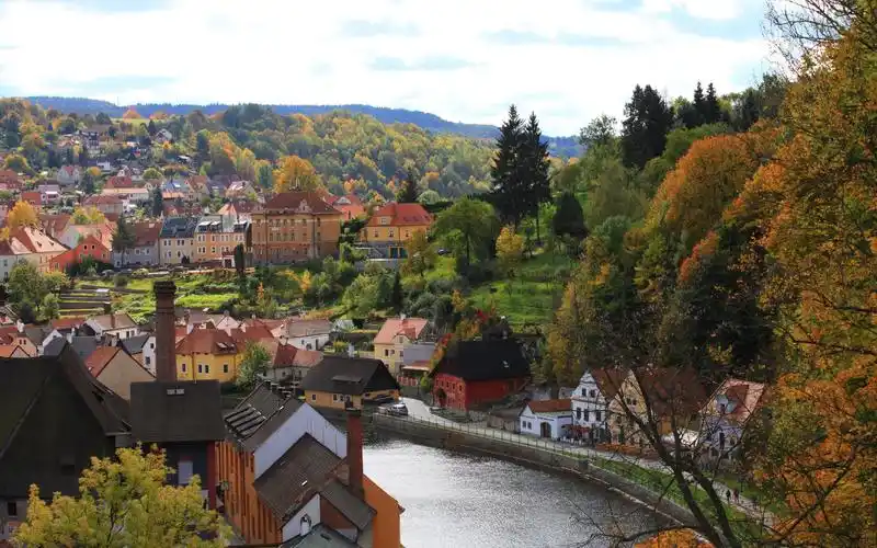 中世纪唯美古镇:克鲁姆洛夫小镇,风景-回车桌面
