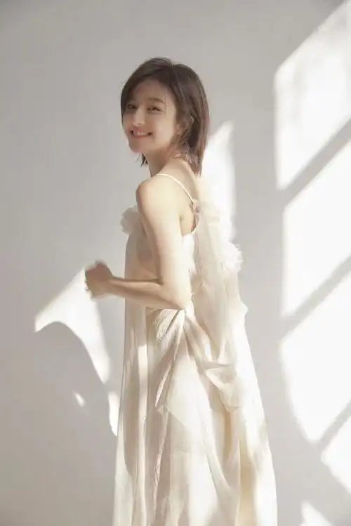 李兰迪氧气感写真