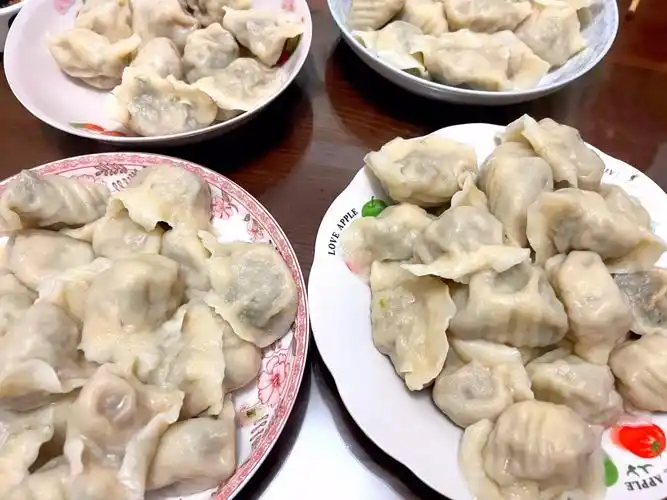 北方的大饺子如果是你喜欢的馅儿一顿能炫几