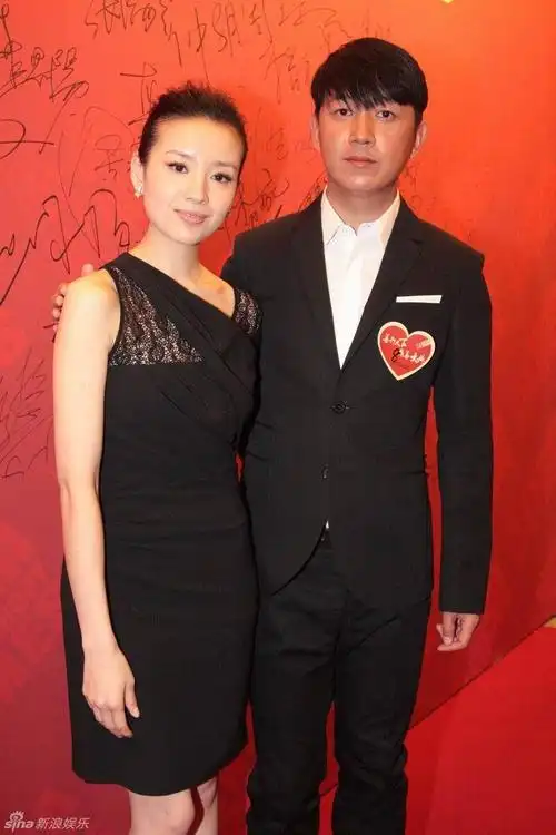 组图:董洁潘粤明昔日羡煞旁人的恩爱瞬间_高清图集_新浪网