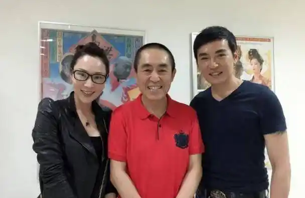 台媒曝51岁焦恩俊婚姻亮红灯,和二婚妻子分居1年互不联系_林千_结果