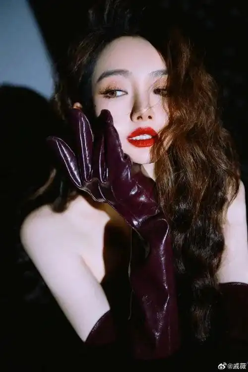 戚薇美到出圈的"火星"造型|戚薇_新浪新闻