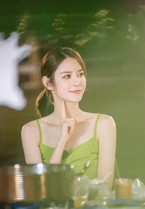 张馨月这产后身材可以打100分了产后塑形秘籍是普拉提