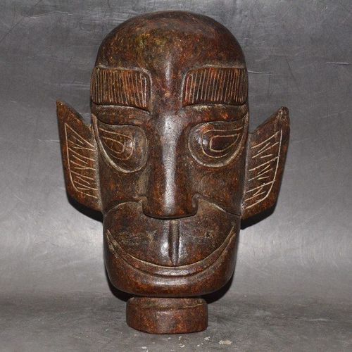 巴蜀文化三星堆生坑料红玉红沁大眼大耳祭祀祈福平安玉人古董摆件