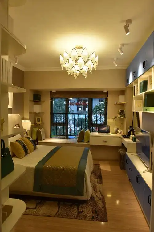 碧桂园御龙半山三房户型 3房2厅1厨2卫 建面:100㎡鉴赏