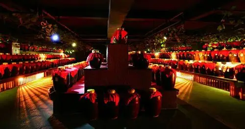 中国第一家白酒地下私人酒窖华夏第一窖