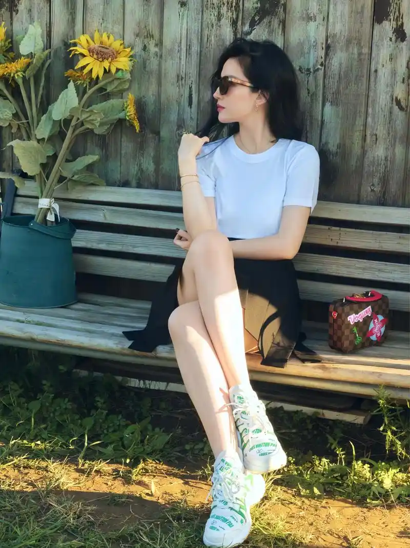 刘亦菲惊艳美腿大赏!高清组图来袭!