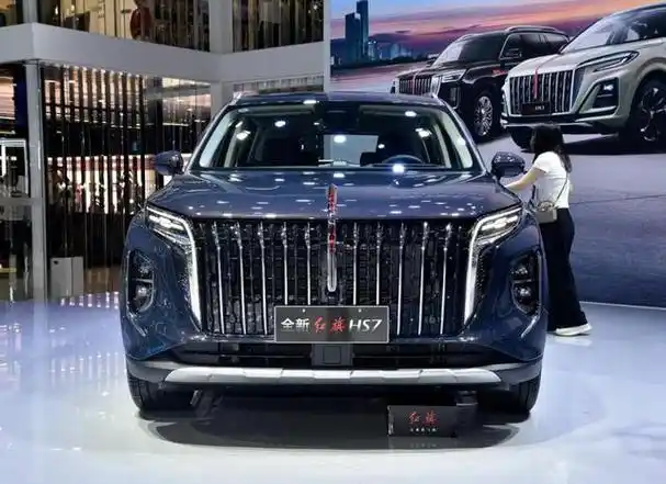 单位用车首选车型,红旗hs7无论品牌,造型还是空间,都很符合