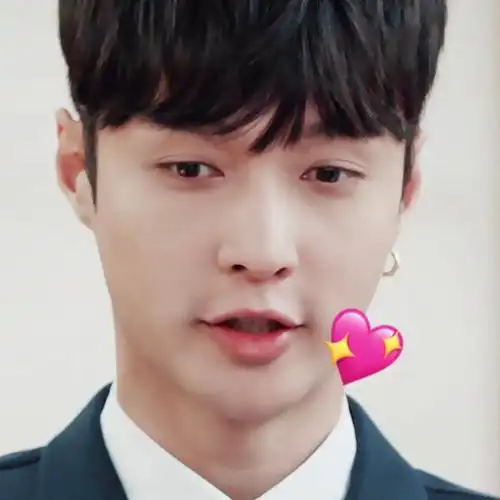 标题:【190307黄金瞳】【张艺兴黄金瞳】张艺兴庄睿表情嘟嘟嘴1