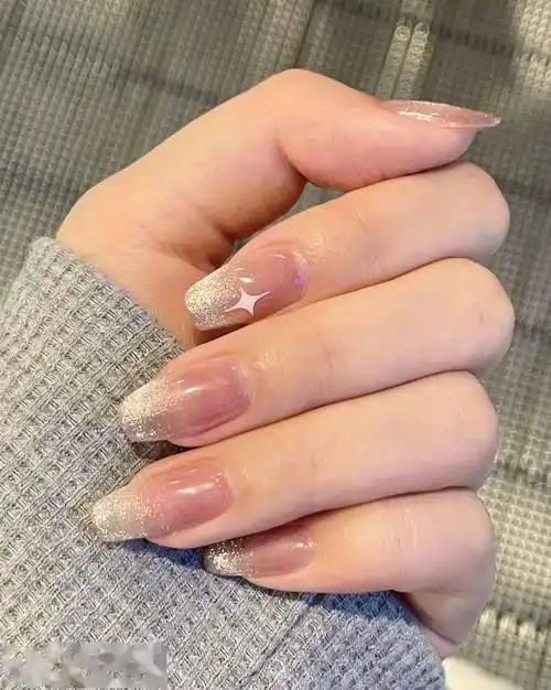 夏日美甲存图100款显白显嫩的美甲一眼心动