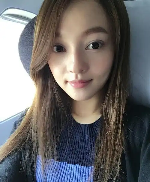 张韶涵最新素颜照美到哭!十个赵丽颖都比不了真是差远了