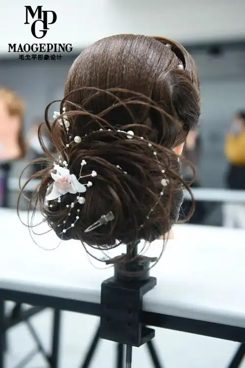 毛戈平学校创意编发大赛作品新鲜出炉