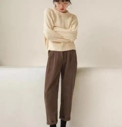 女士萝卜裤穿搭技巧萝卜裤配什么上衣好看