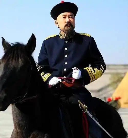 一生机关算尽,却让自己身败名裂,为何说袁世凯称帝是一件蠢事?