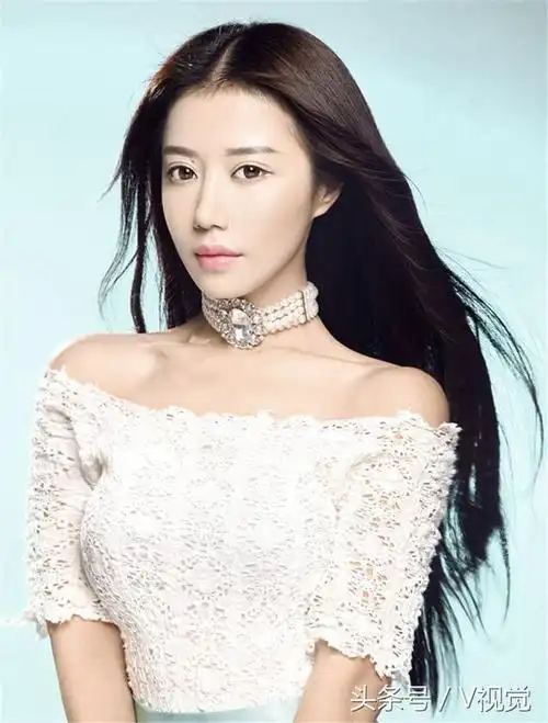 风光大嫁的演员,风光大嫁的演员表王露露(《风光大嫁》中美女主角个个