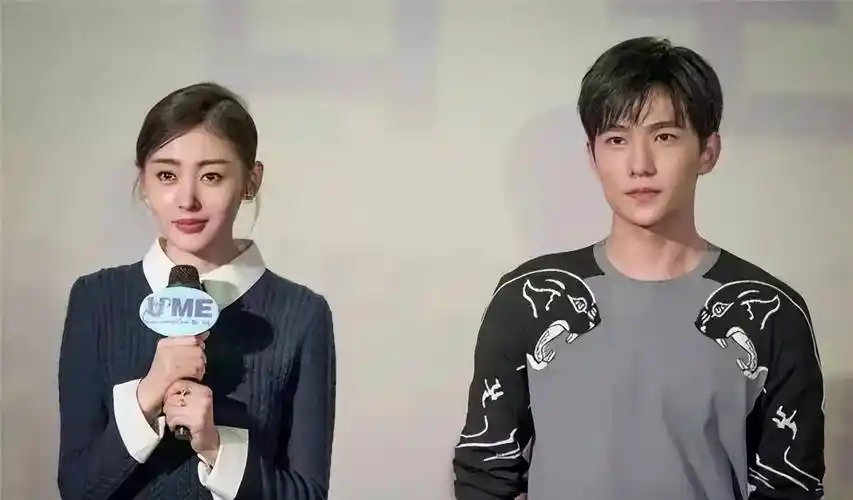 32岁的杨洋,这一次会承认吗?_宋茜_李沁_乔欣