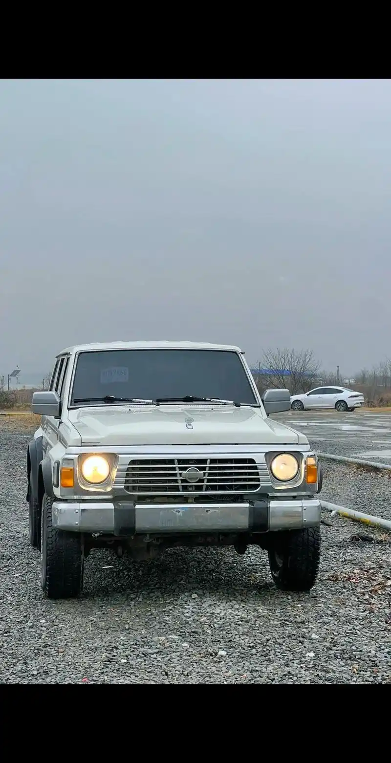 2002年 尼桑途乐y60 随时过你名#硬派越野 #4x4 - 抖音