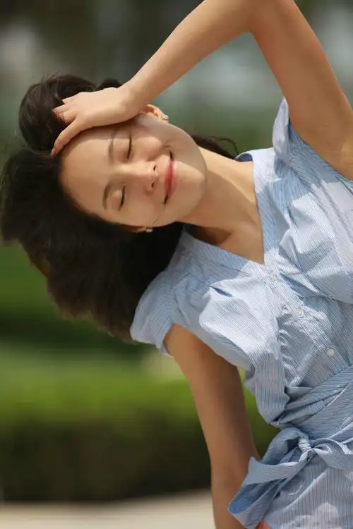 江一燕 yiyan jiang的图片