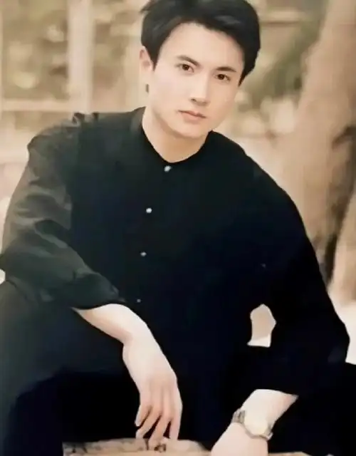 三百亿影帝很遗憾他不是那个意气风发的小沈导了很喜欢沈腾老师是真的