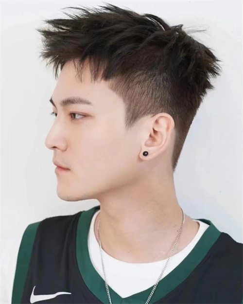 个性雅痞前刺发型 一眼就爱上的男生短发_男士短发 - 美发站