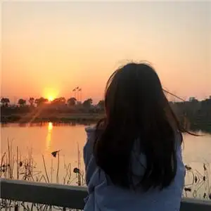 微信头像女生气质唯美背影图片
