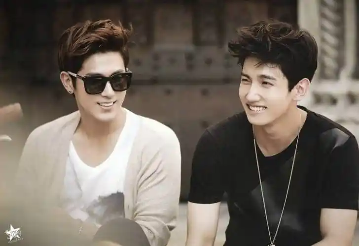 东方神起 jyj 郑允浩 沈昌珉