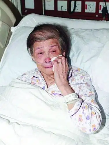 梅艳芳母亲索要遗产失败晕倒
